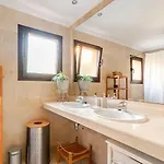 Superbe Cosy Avec Piscine Proche *