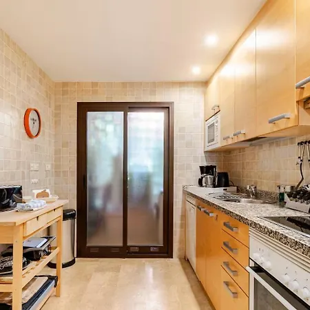 Cosy Avec Piscine & A 5 Min A Pied Апартаменты *