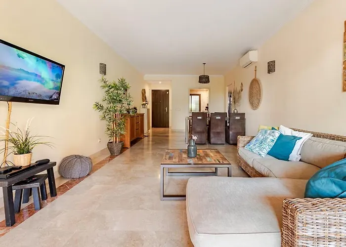 Cosy Avec Piscine & A 5 Min A Pied Appartement Estepona